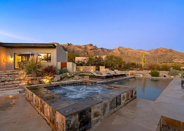 Holiday home Catalina Clubhouse Pool Pickleball Basketball Court Tucson