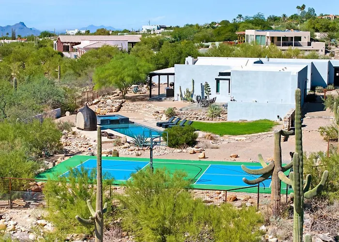 Holiday home Catalina Clubhouse Pool Pickleball Basketball Court